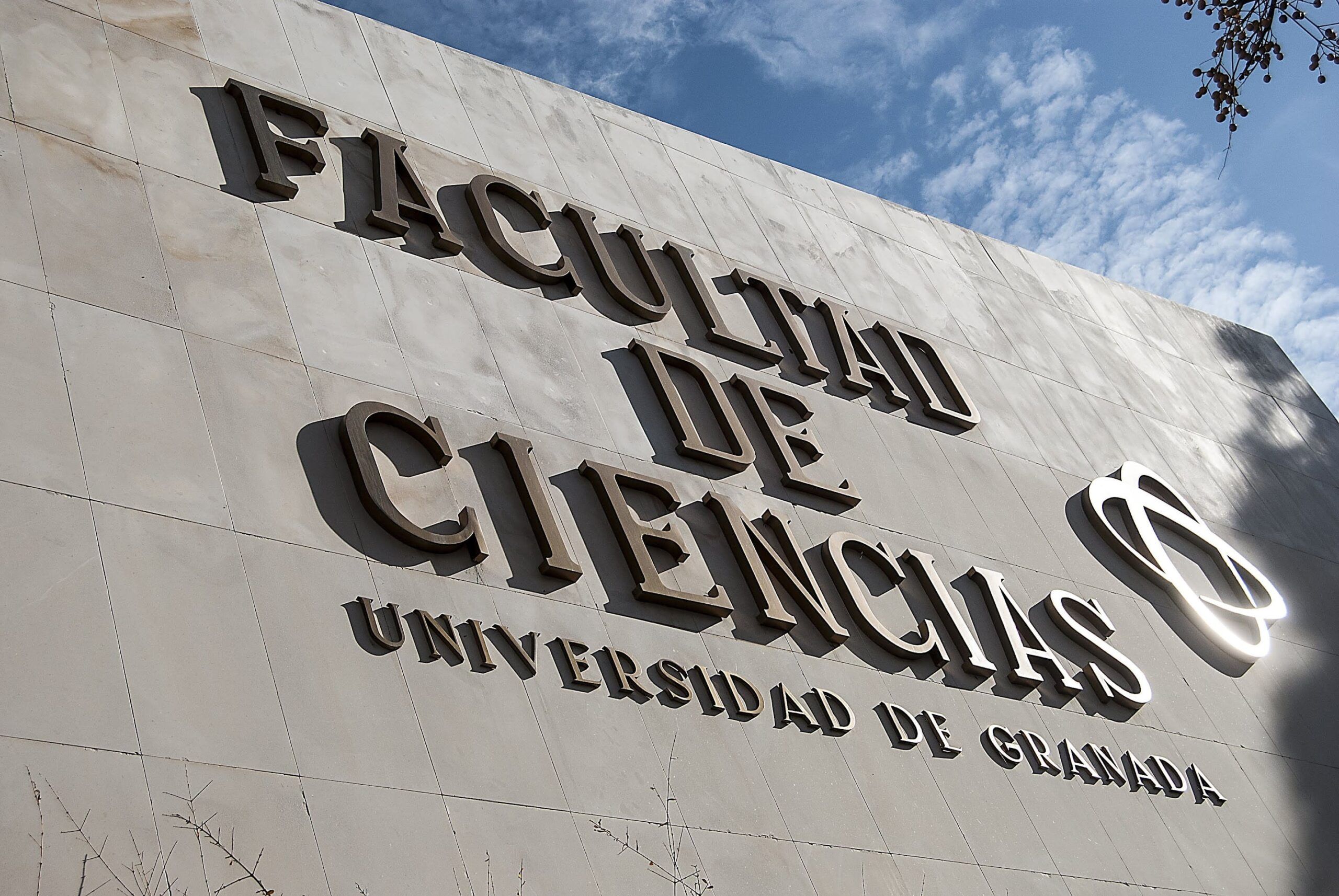 aula-magna-de-la-facultad_14645931312_o